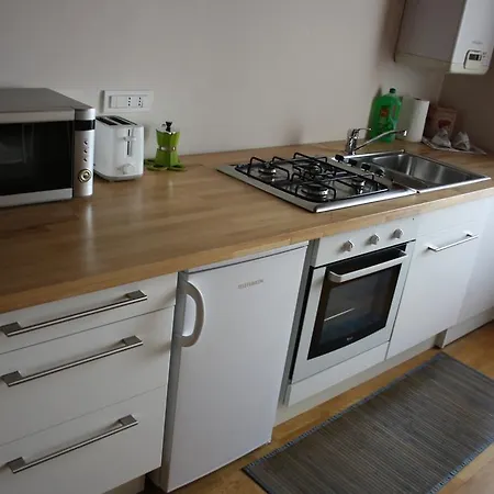 Apartment Via Maironi Da Ponte *