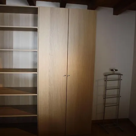 Apartment Via Maironi Da Ponte *