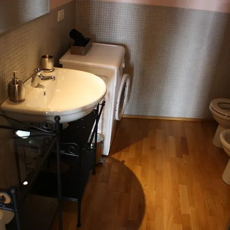Via Maironi Da Ponte Apartamento *